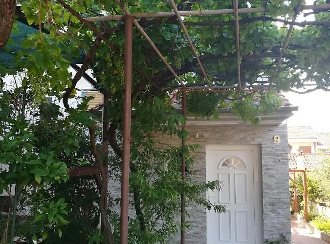 Katerina Διαμέρισμα Πούλα