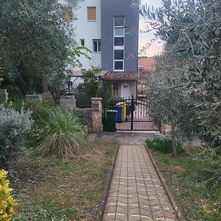 Katerina Appartamento Pola